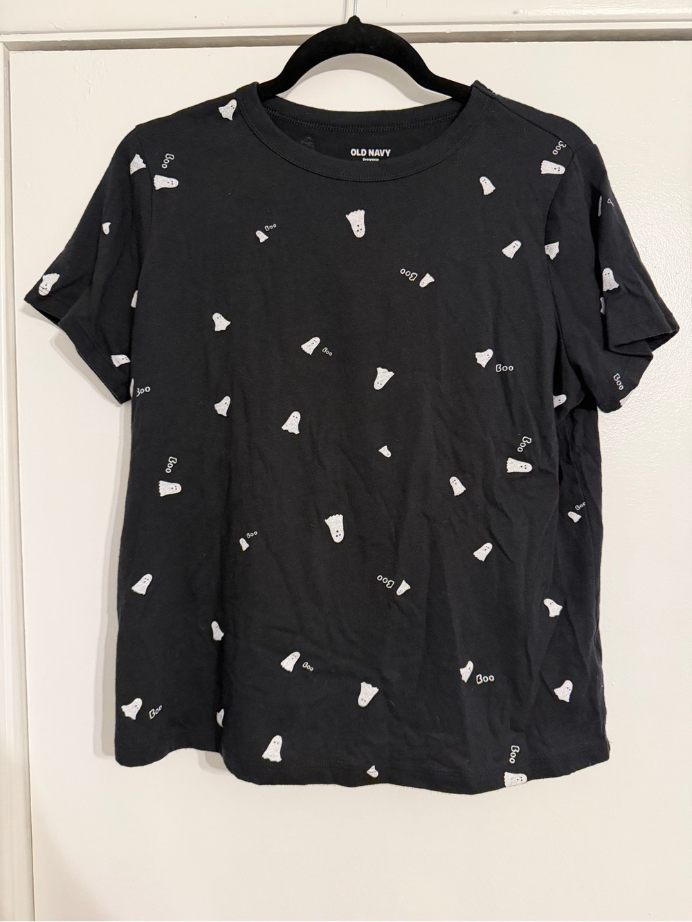 Old Navy Crop Black Women’s Tee with White Ghosts “Boo” - Size M